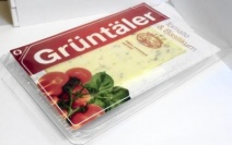 Сыр GRUNTALER томат и базилик, 250г